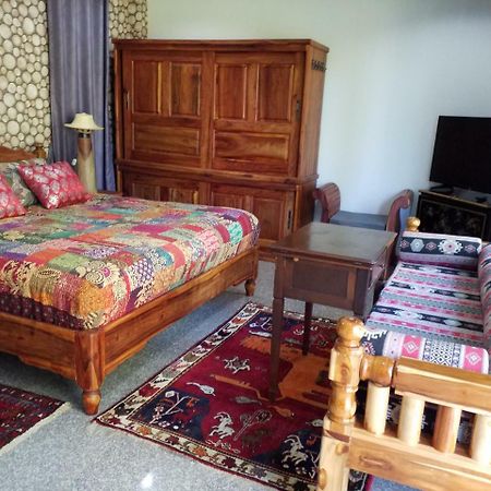 Homestay568 Roi Et Luaran gambar