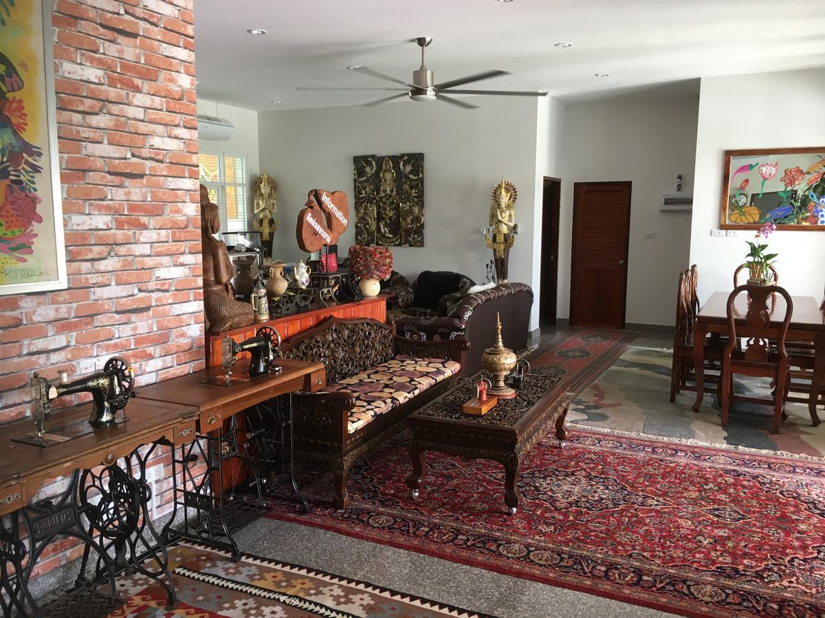 Homestay568 Roi Et Luaran gambar